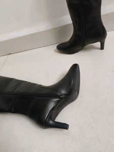 ELLE Brand New Black Knee High Boots