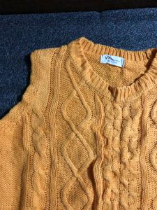 Cable Knit Sweater Vest