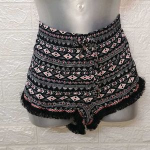 Printed Shorts Size 28