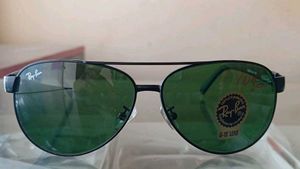 Ray-Ban Aviator Sunglasses