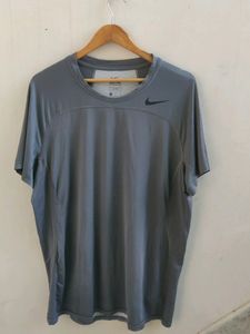 nike pro hypercool Tshirt (flaws)