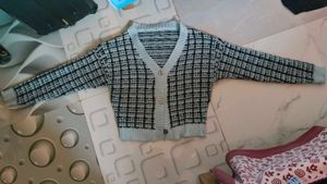 Woolen Women Cardigan + Crop Top