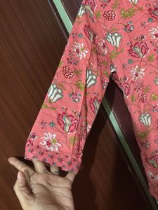 Rangmanch Floral Kurta and Pants Set