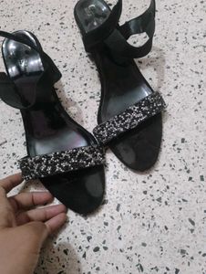 beutiful party wear heels 👠