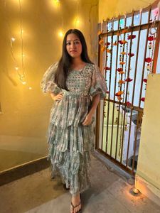 Very Beautiful Dress 👗🎀