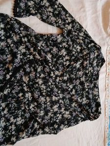 Floral Print Long Sleeve Top