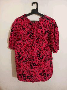 M&amp;S Rose-Black Top