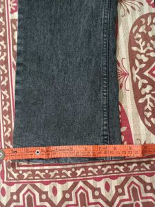 charcoal straight-fit Jeans