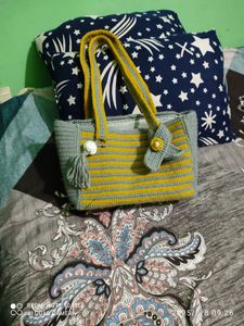 Crochet Hand Bag