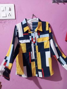 Geometric Print Button-Down Shirt