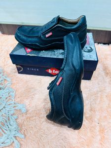 Black Shoes