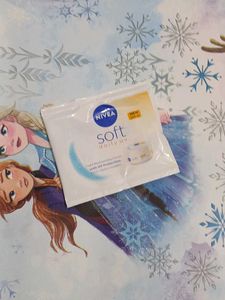 Nivea Soft Daily UV Cream Sample