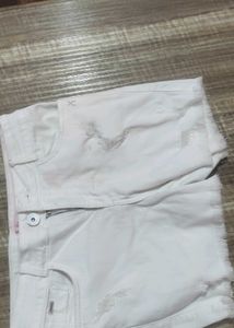 White Shorts Easy N Comfortable