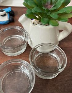 4 Small Glass Bowls