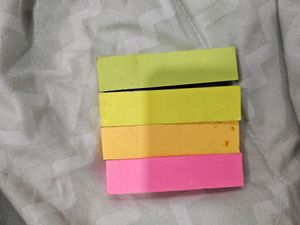 MULTI COLOUR STICKY NOTES STRIP