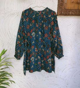 (New) Teal Green/Teal Blue Top