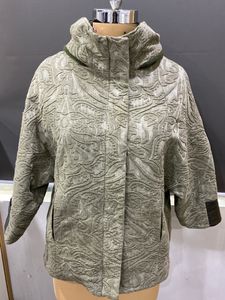 Designer Jacket With Zipper And Titch Buttons