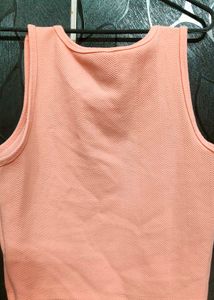 TOKYO TALKIES Women&#39;s Crop Top