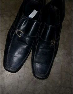 Black Leather Formal Shoes