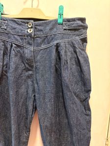 Stylish Denim Cropped Imported Pants