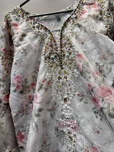 Pakistani Style Embroidery Suit