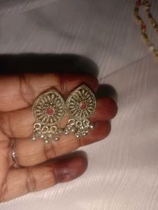 women&#39;s Sliver earing