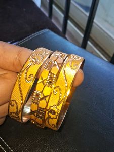 New Like Gold Garaunteed Bangle