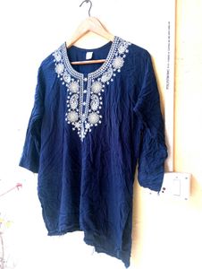 Elegant Navy Blue Embroidered Kurta
