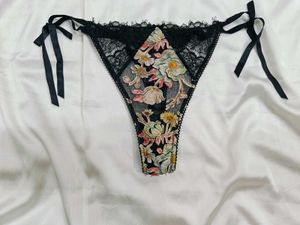 🇳🇿💫💕 Victoria&#39;s Secret imported thong