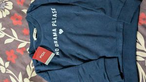 winter wear sweatshirt. no offer