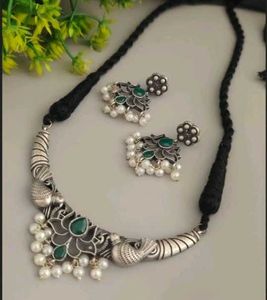 Necklace & Earring Set