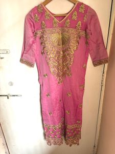 Beautiful Pakistani Kurti
