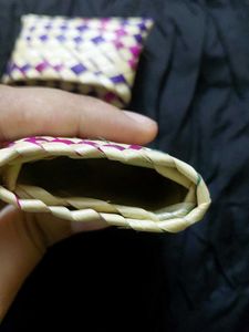 Reed jewellery pouch from Sri Lanka