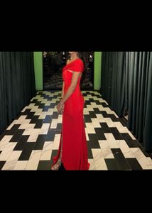 Elegant Red One-Shoulder Gown