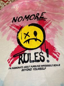 Urban Essentials Tshirt
