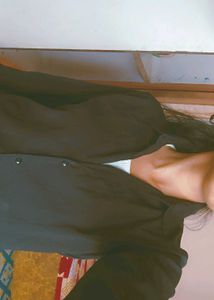 black shirt for womens