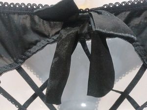 URBANIC Black Lace Trim Panties