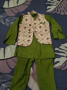 Ethinic Kurta Pajama With Beautiful Koti