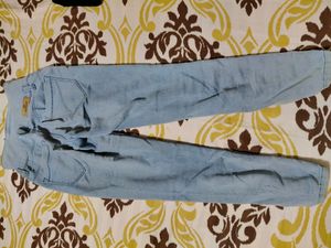 Light Blue Skiiny Jeans