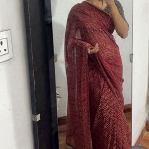 Red &amp; Gold Print Saree