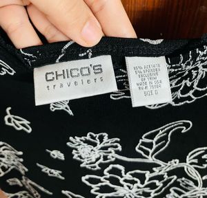 CHICO’S Travelers Preety Floral Top For Girls