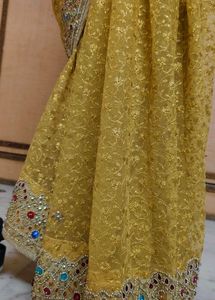 Golden Embellished Saree with blouse ✨💗