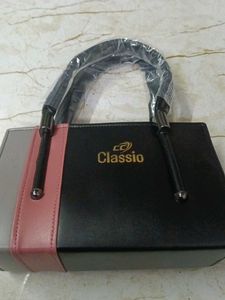 Classio Handbag
