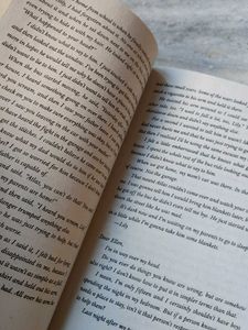 It ends with us by Colleen Hoover