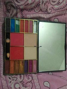 Classic Lady colour make up kit