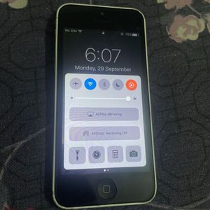 Apple iPhone 5c (White, Rare Collectible)