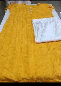 Wedding Season Beautiful Pakistani  Kurta Sets💛🤍