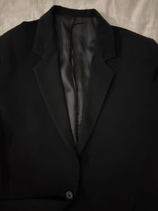 Black Blazer - Stylish &amp; Versatile