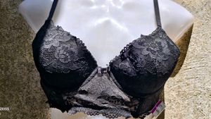 GORGEOUS BLACK CORSET