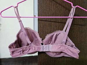 padded underwired bra